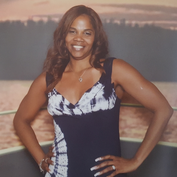 Hello! 😊 - Picture 1 of 2